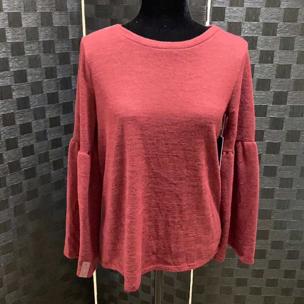 NEW⭐️ a.n.a. Dark Red Bell Sleeve Size M Sweater ❤️